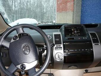 2005 Toyota Prius Wallpapers