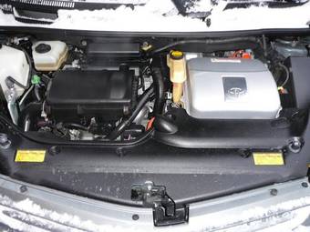 2005 Toyota Prius Pics
