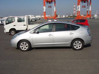 2005 Toyota Prius Photos