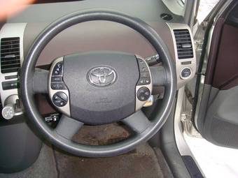 2005 Toyota Prius Pictures