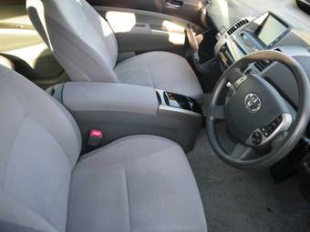 2005 Toyota Prius Pictures