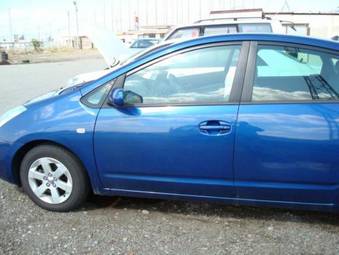 2005 Toyota Prius Photos