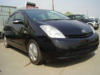 2005 Toyota Prius Pictures