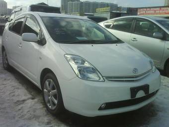 2005 Toyota Prius Photos