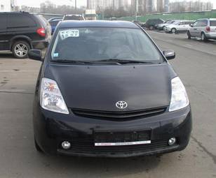 2005 Toyota Prius Wallpapers