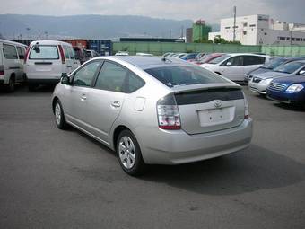 2005 Toyota Prius Photos