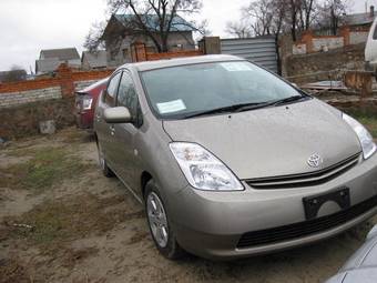 2005 Toyota Prius Photos