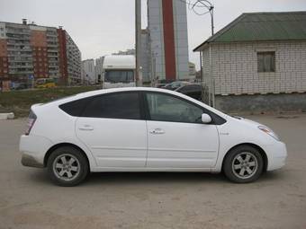 2005 Toyota Prius Pictures