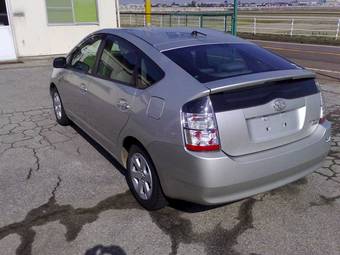 2005 Toyota Prius Wallpapers