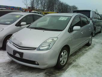 2005 Toyota Prius Wallpapers