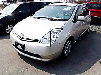 2005 Toyota Prius Pictures