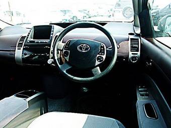 2005 Toyota Prius Wallpapers