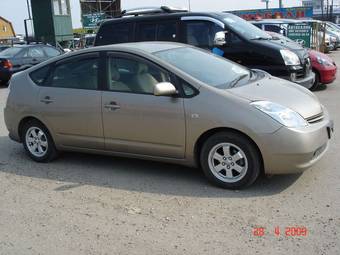 2005 Toyota Prius Photos