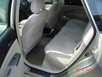 2005 Toyota Prius Pictures
