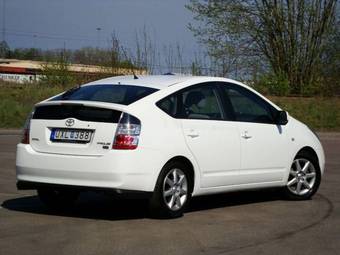 2005 Toyota Prius Pictures