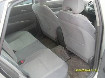 2005 Toyota Prius Photos