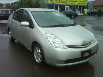 2005 Toyota Prius Pictures