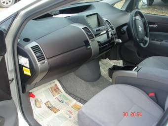 2005 Toyota Prius Images