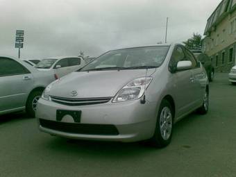 2005 Toyota Prius Photos