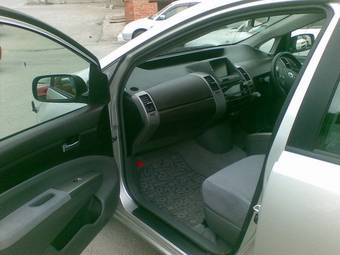2005 Toyota Prius Pictures