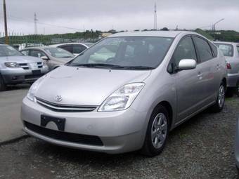 2005 Toyota Prius Images