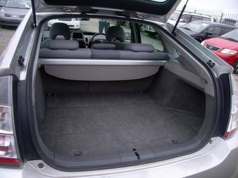 2005 Toyota Prius Pics