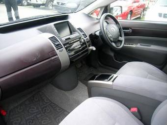 2005 Toyota Prius Pictures
