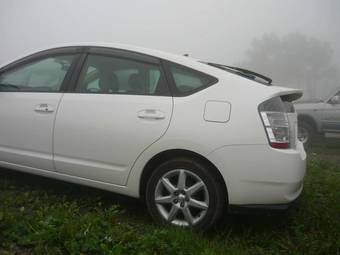 2005 Toyota Prius Images