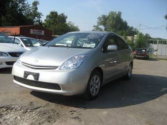 2005 Toyota Prius Pictures