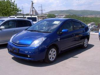 2005 Toyota Prius Photos