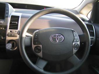 2005 Toyota Prius Photos