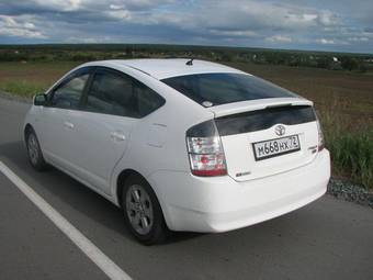 2005 Toyota Prius Photos