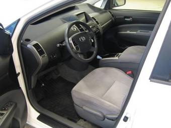 2005 Toyota Prius Photos
