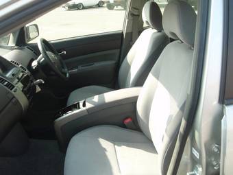 2005 Toyota Prius Pictures