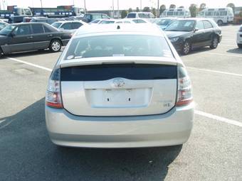 2005 Toyota Prius Wallpapers