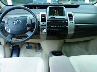 2005 Toyota Prius Pictures