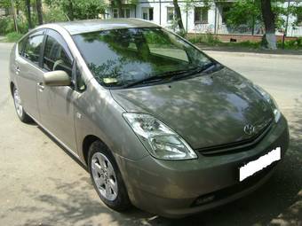 2005 Toyota Prius Photos