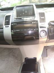 2005 Toyota Prius Images