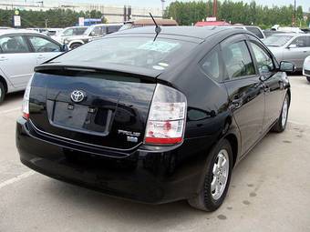 2005 Toyota Prius Photos