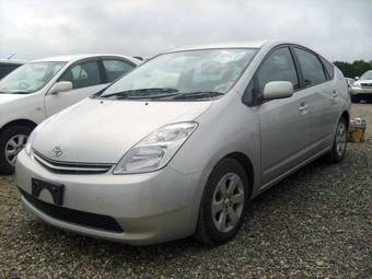 2005 Toyota Prius Pictures