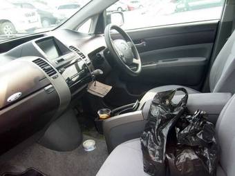 2005 Toyota Prius Pictures