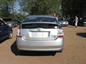 2005 Toyota Prius Pictures