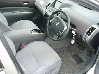 2005 Toyota Prius Photos