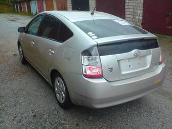 2005 Toyota Prius Photos