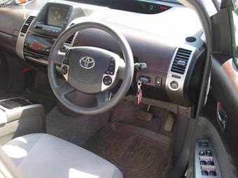 2005 Toyota Prius Wallpapers