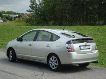 2005 Toyota Prius Pictures