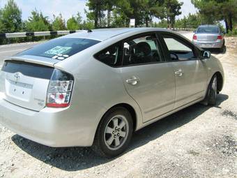 2005 Toyota Prius Pictures