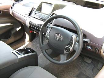 2005 Toyota Prius Photos