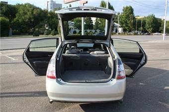 2005 Toyota Prius Photos