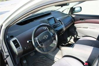 2005 Toyota Prius Pictures